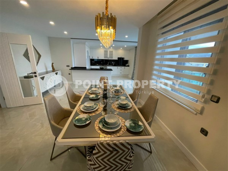 Furnished penthouse 4+1, 320m², with stunning views in an elite complex in Mahmutlar, Alanya-id-1924-photo-21