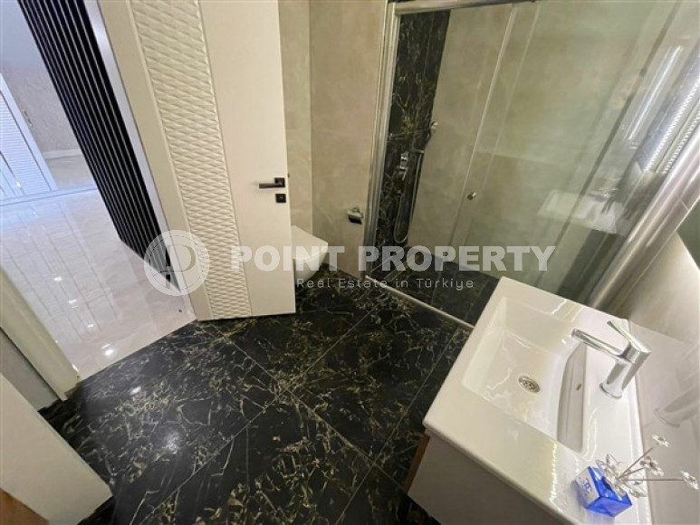 Furnished penthouse 4+1, 320m², with stunning views in an elite complex in Mahmutlar, Alanya-id-1924-photo-28