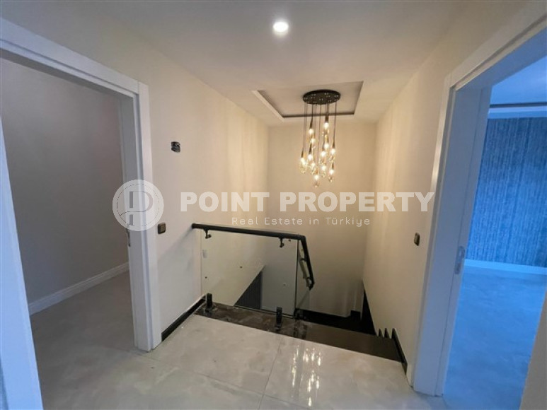 Furnished penthouse 4+1, 320m², with stunning views in an elite complex in Mahmutlar, Alanya-id-1924-photo-35