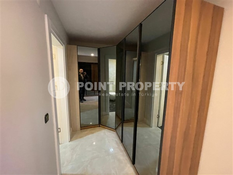 Furnished penthouse 4+1, 320m², with stunning views in an elite complex in Mahmutlar, Alanya-id-1924-photo-37