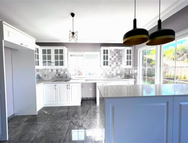 Inverted duplex with garden access, 4+2, 220m², with stunning views in Alanya - Bektas area-id-1925-photo-2