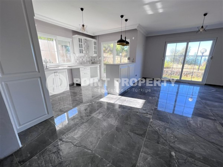 Перевернутый дуплекс с выходом в сад,  4+2, 220м², с потрясающими видами в районе Алании - Бекташ-id-1925-фото-4