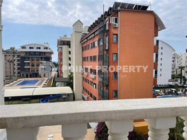 Furnished three bedroom penthouse, 200m², with mountain views in Oba, Alanya-id-1926-photo-19