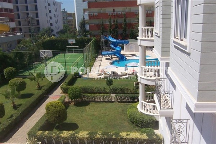 Furnished three bedroom penthouse, 200m², with mountain views in Oba, Alanya-id-1926-photo-28