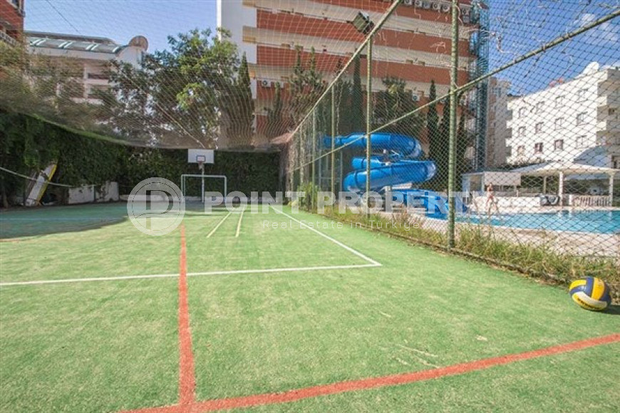 Furnished three bedroom penthouse, 200m², with mountain views in Oba, Alanya-id-1926-photo-34