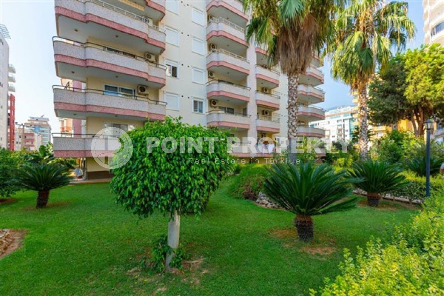 Spacious two-bedroom apartment, 125m², with mountain views in the center of Mahmutlar 250m from the sea-id-1932-photo-3