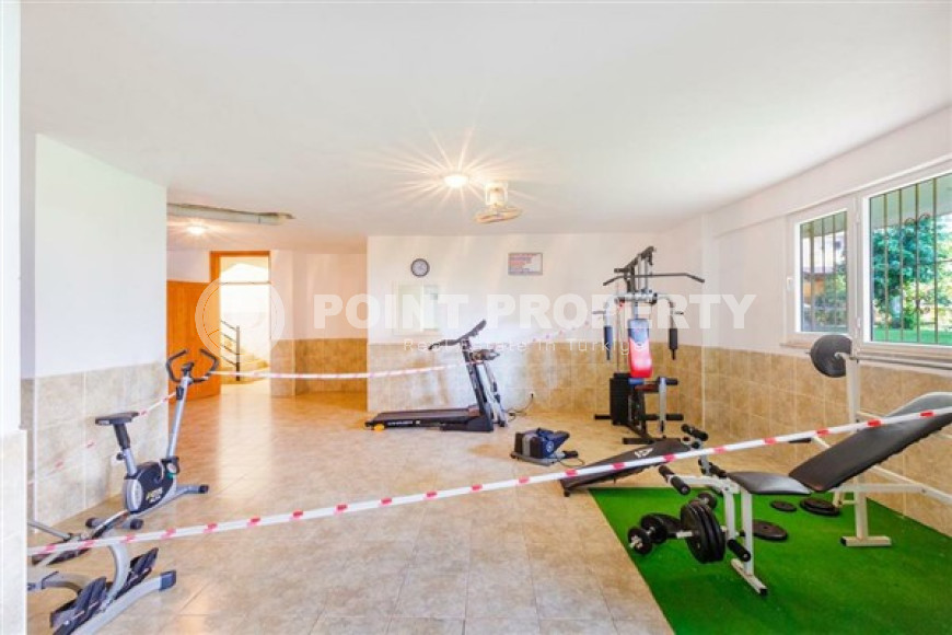 Spacious two-bedroom apartment, 125m², with mountain views in the center of Mahmutlar 250m from the sea-id-1932-photo-13