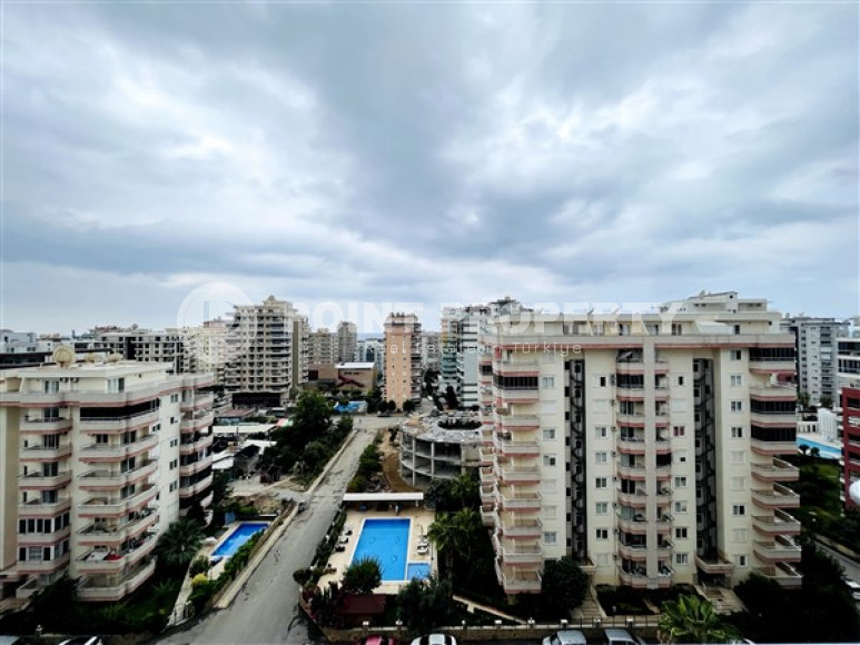 Spacious two-bedroom apartment, 125m², with mountain views in the center of Mahmutlar 250m from the sea-id-1932-photo-33