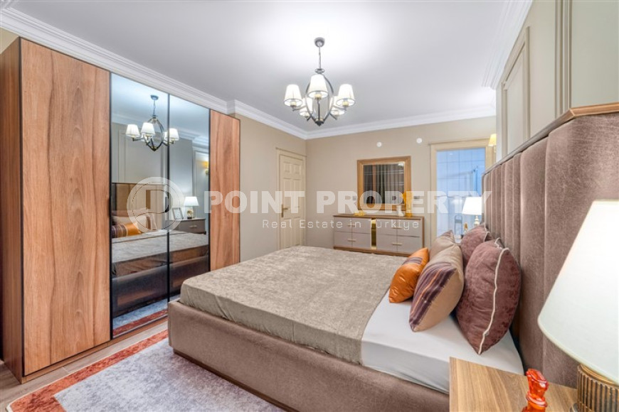 Элегантная трехкомнатная квартира, 195м², с дизайнерским интерьером в Махмутларе, в 700 метрах от моря-id-1935-фото-19