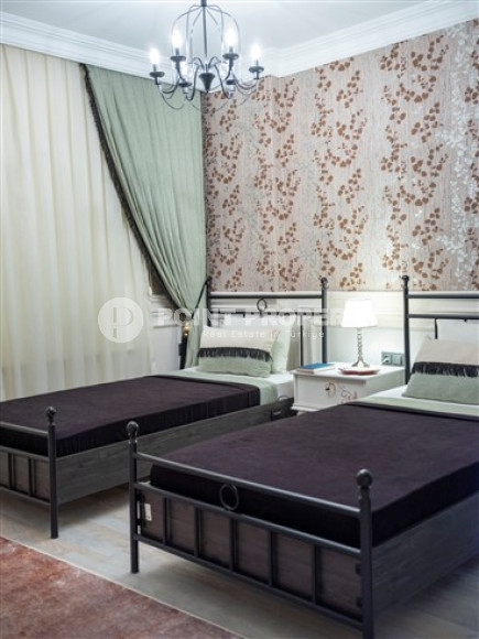 Элегантная трехкомнатная квартира, 195м², с дизайнерским интерьером в Махмутларе, в 700 метрах от моря-id-1935-фото-28