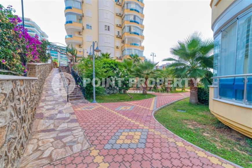 Элегантная трехкомнатная квартира, 195м², с дизайнерским интерьером в Махмутларе, в 700 метрах от моря-id-1935-фото-55