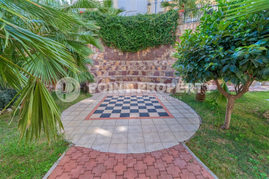 Элегантная трехкомнатная квартира, 195м², с дизайнерским интерьером в Махмутларе, в 700 метрах от моря-id-1935-фото-57