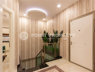 Luxurious duplex 2+1, 250 m², with a separate kitchen in an elite complex in Mahmutlar, Alanya-id-1936-photo-2