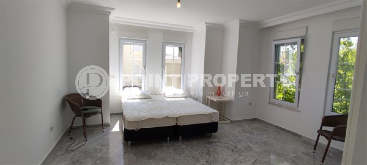 Трехэтажная вилла с четырьмя спальнями, 290м², с видом на море, в районе Алании Инжекум.-id-1940-фото-11