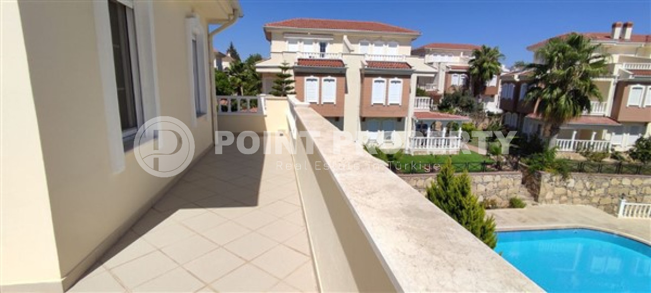 Трехэтажная вилла с четырьмя спальнями, 290м², с видом на море, в районе Алании Инжекум.-id-1940-фото-20