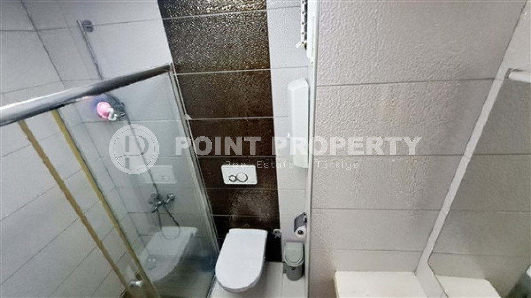 Ready to move in, one bedroom apartment, 70m², on the main street of Mahmutlar 450m from the sea-id-1941-photo-8