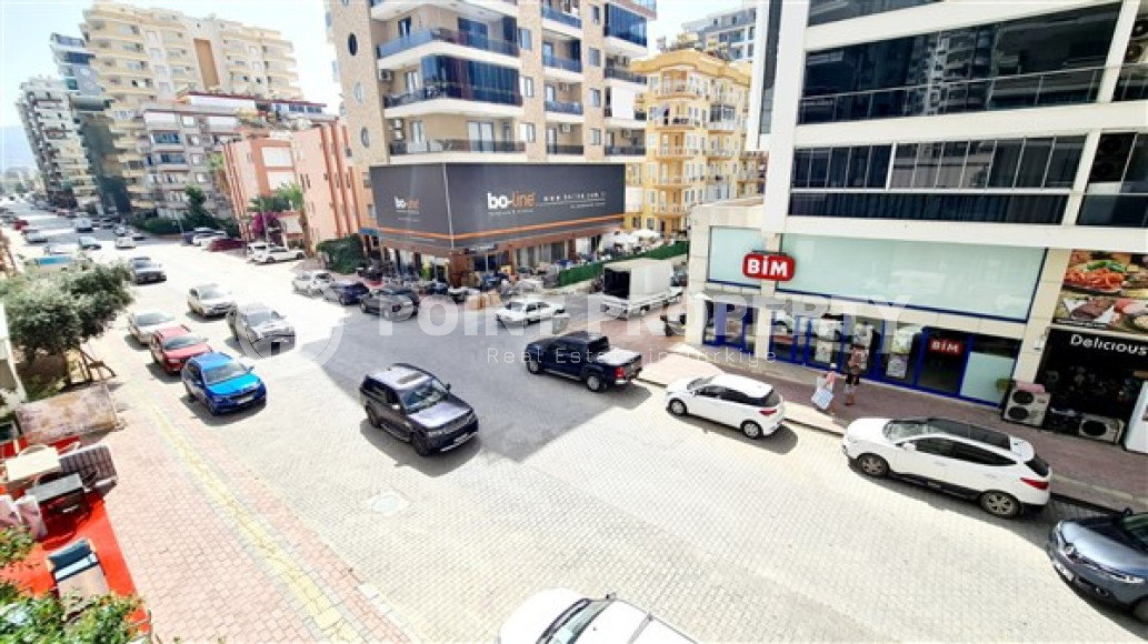 Ready to move in, one bedroom apartment, 70m², on the main street of Mahmutlar 450m from the sea-id-1941-photo-15