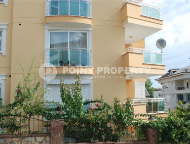 Просторный меблированный садовый дуплекс с четырьмя спальнями, 200м², в центре Алании.-id-1943-фото-2