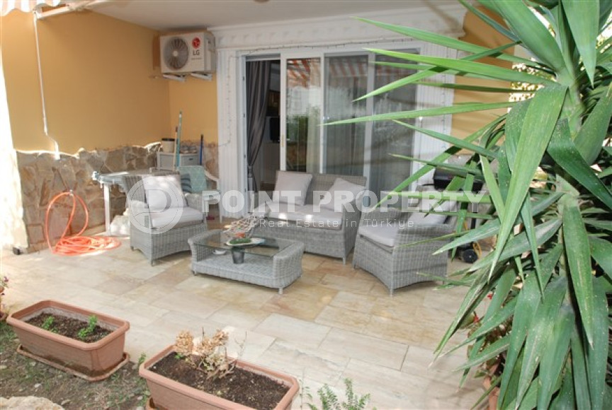 Просторный меблированный садовый дуплекс с четырьмя спальнями, 200м², в центре Алании.-id-1943-фото-4