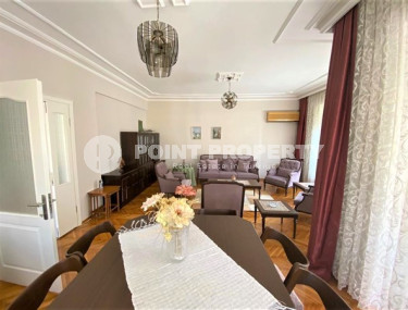 Четырехкомнатная квартира, 140м², с отдельной кухней, с видом на море в центре района Тосмур, Алания-id-1945-фото-2