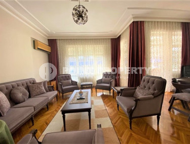 Четырехкомнатная квартира, 140м², с отдельной кухней, с видом на море в центре района Тосмур, Алания-id-1945-фото-3