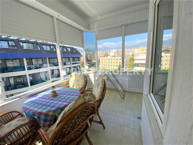 Four-room apartment, 140 m², with separate kitchen, overlooking the sea in the center of Tosmur, Alanya-id-1945-photo-6