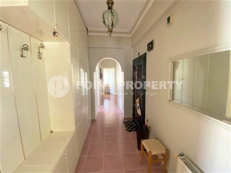 Четырехкомнатная квартира, 140м², с отдельной кухней, с видом на море в центре района Тосмур, Алания-id-1945-фото-11