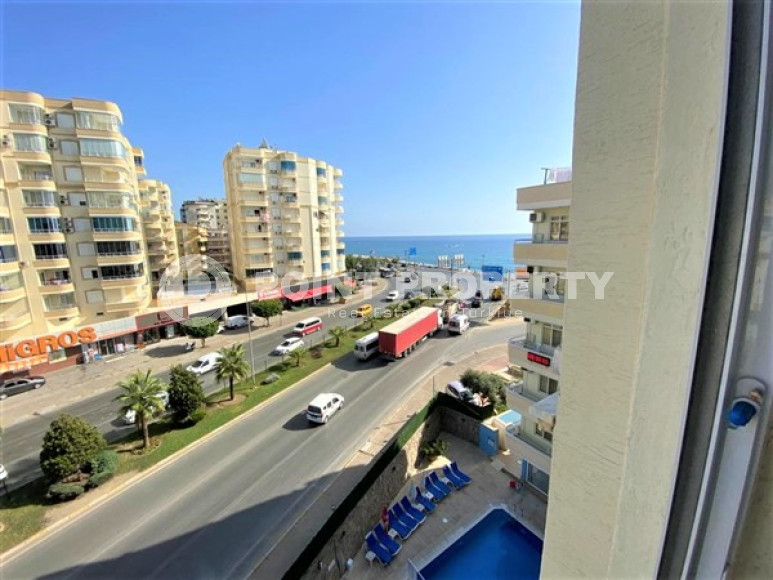 Four-room apartment, 140 m², with separate kitchen, overlooking the sea in the center of Tosmur, Alanya-id-1945-photo-24