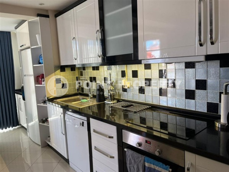 Furnished apartment 2+1, 100m², in the center of Alanya in a modern house with a swimming pool-id-1946-photo-9