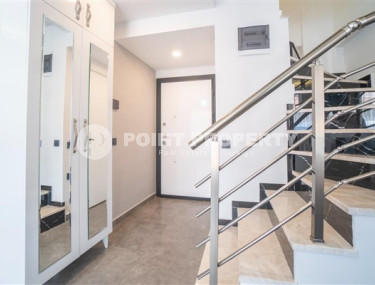 Просторные двухуровневые апартаменты 2+1 площадью 90м2, Алания центр, 150 метров от побережья Средиземного моря-id-1947-фото-4