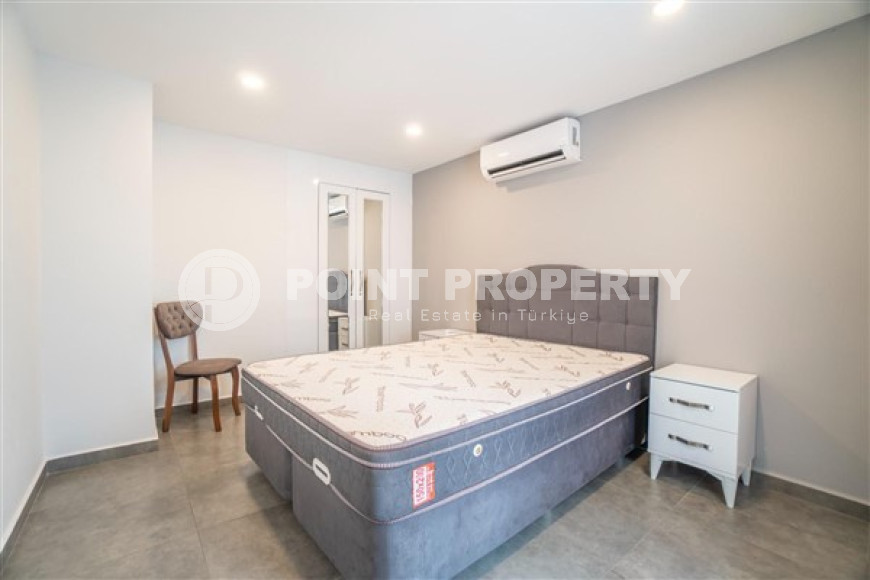 Spacious two-level apartment 2+1 with an area of 90 m2, Alanya center, 150 meters from the Mediterranean coast-id-1947-photo-7