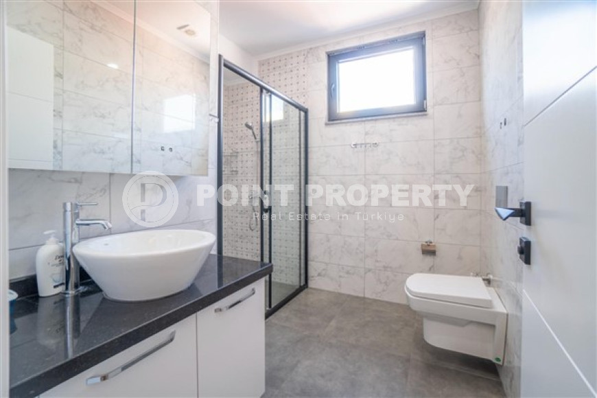 Spacious two-level apartment 2+1 with an area of 90 m2, Alanya center, 150 meters from the Mediterranean coast-id-1947-photo-10