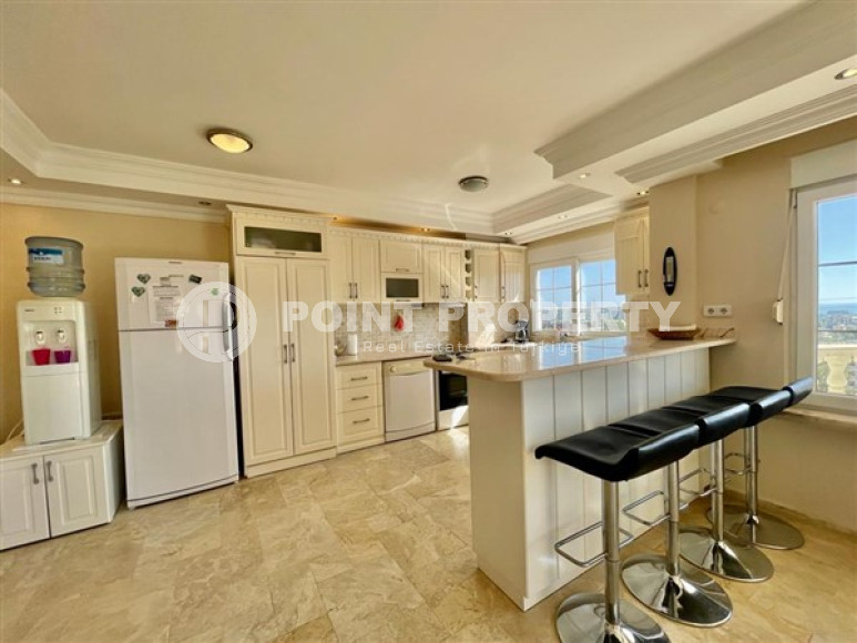 Luxury 3+1 penthouse apartment, 180 m2, private terrace with jacuzzi, Avsallar area-id-1948-photo-4
