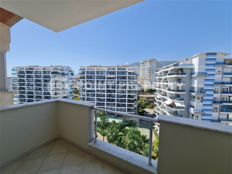 Five-room penthouse, 180 m², with mountain views in a comfortable complex in Cikcilli, Alanya-id-1950-photo-14