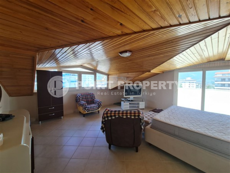 Five-room penthouse, 180 m², with mountain views in a comfortable complex in Cikcilli, Alanya-id-1950-photo-18