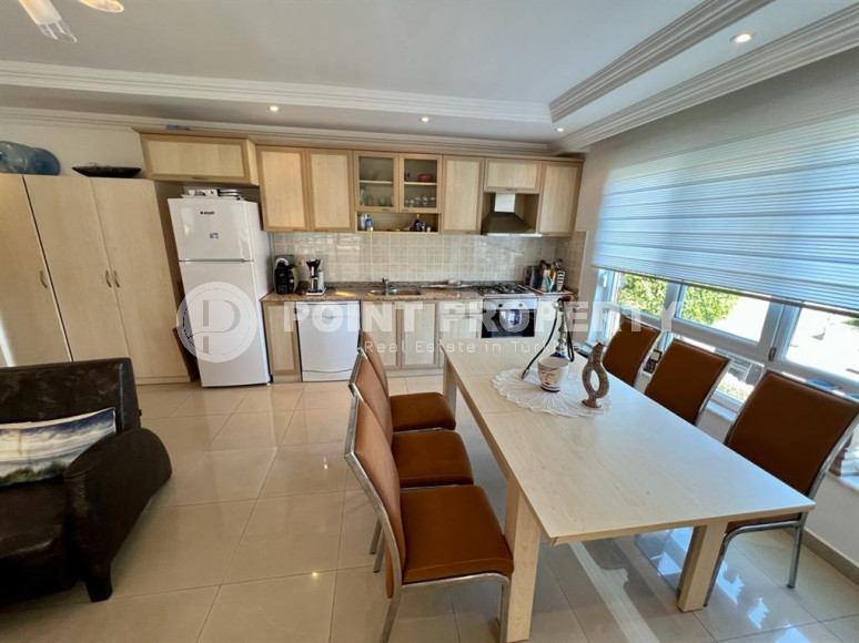 Three-room apartment, apartments with furniture and appliances, apartments close to the sea, apartments 300 m from the sea. Oba district.-id-1137-photo-2