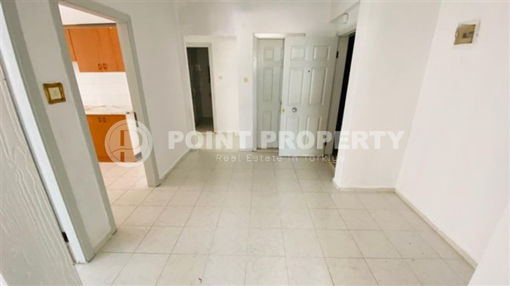 Resale property in the center of Alanya: apartment 2+1, 120m², with separate kitchen in an urban house-id-1954-photo-4