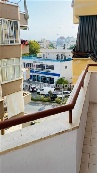 Resale property in the center of Alanya: apartment 2+1, 120m², with separate kitchen in an urban house-id-1954-photo-10