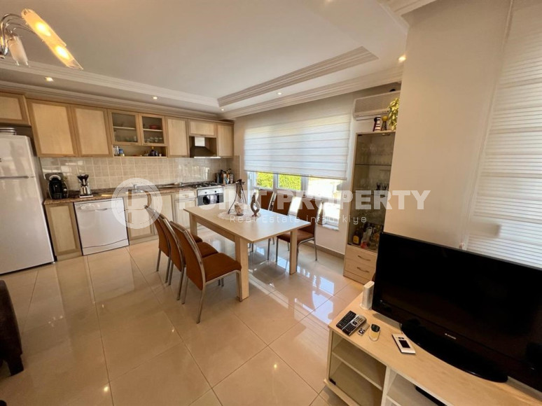 Three-room apartment, apartments with furniture and appliances, apartments close to the sea, apartments 300 m from the sea. Oba district.-id-1137-photo-6