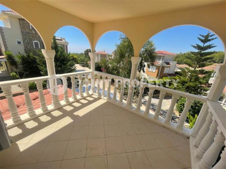 Комфортабельная трехэтажная вилла 4+1, 290м², с личной инфраструктурой, в районе Алании Инжекум.-id-1956-фото-13