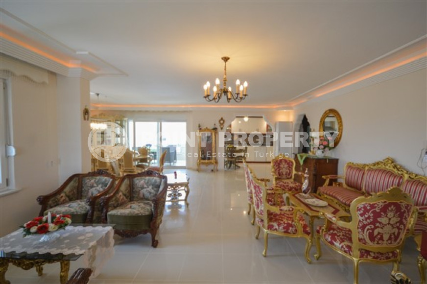Duplex penthouse with four bedrooms, 325 m², with private sauna, in Alanya - Oba.-id-1957-photo-4