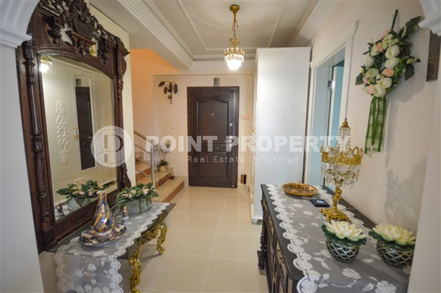 Duplex penthouse with four bedrooms, 325 m², with private sauna, in Alanya - Oba.-id-1957-photo-15