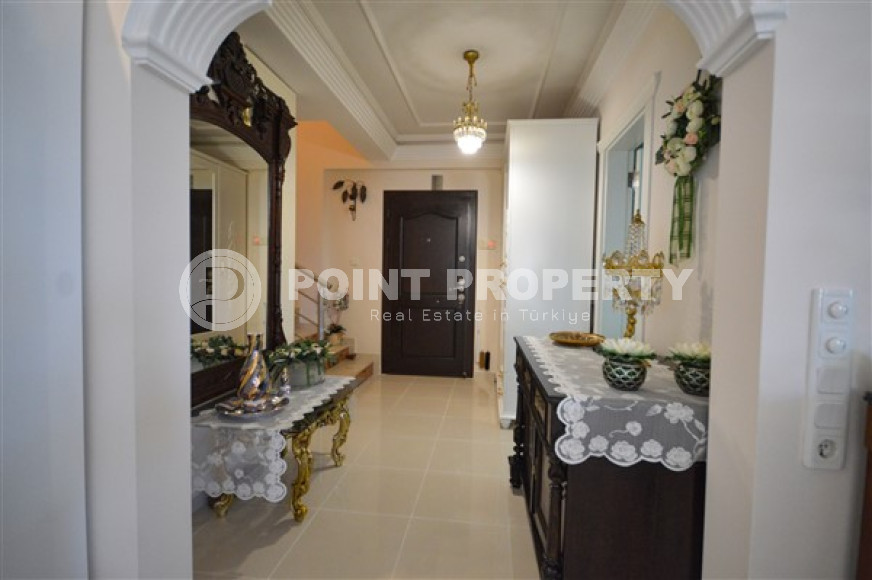 Duplex penthouse with four bedrooms, 325 m², with private sauna, in Alanya - Oba.-id-1957-photo-17