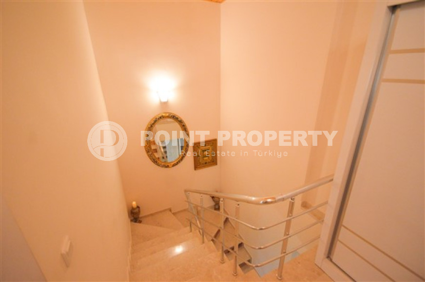 Duplex penthouse with four bedrooms, 325 m², with private sauna, in Alanya - Oba.-id-1957-photo-19