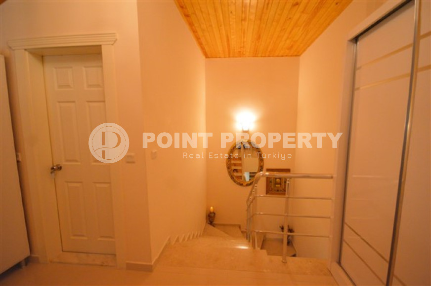 Duplex penthouse with four bedrooms, 325 m², with private sauna, in Alanya - Oba.-id-1957-photo-20