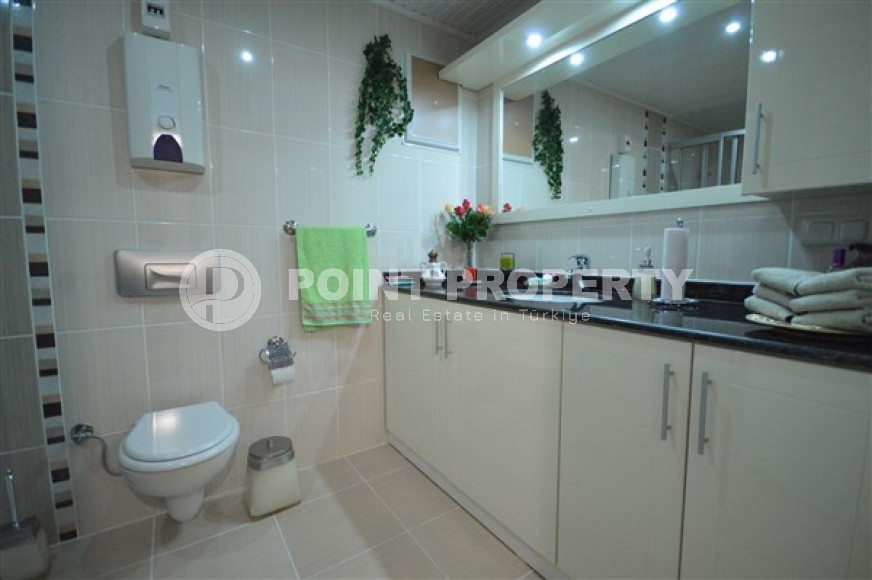 Duplex penthouse with four bedrooms, 325 m², with private sauna, in Alanya - Oba.-id-1957-photo-26