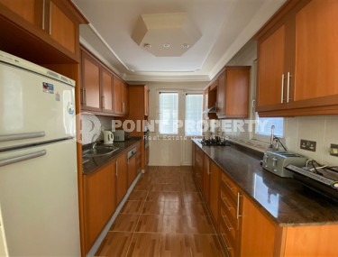 Меблированная трехэтажная вилла 4+2, 230м², в районе Алании Конаклы, в 500м от центра района-id-1958-фото-5