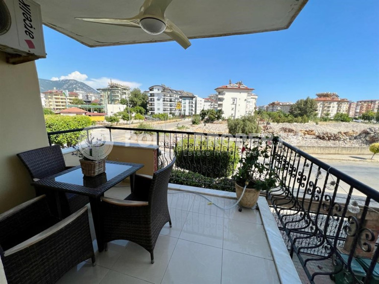 Three-room apartment, apartments with furniture and appliances, apartments close to the sea, apartments 300 m from the sea. Oba district.-id-1137-photo-19