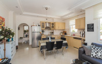 Furnished three-room apartment, 100m², in a cozy complex with infrastructure in Alanya Tosmur area-id-1961-photo-2