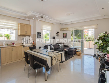 Furnished three-room apartment, 100m², in a cozy complex with infrastructure in Alanya Tosmur area-id-1961-photo-3